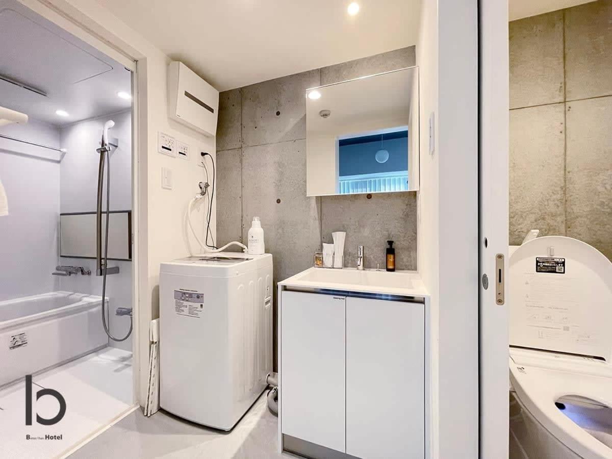 Bhotel Nekoyard - Modern Beautiful Studio, Walk To Peace Park & Shops Hiroshima Bagian luar foto